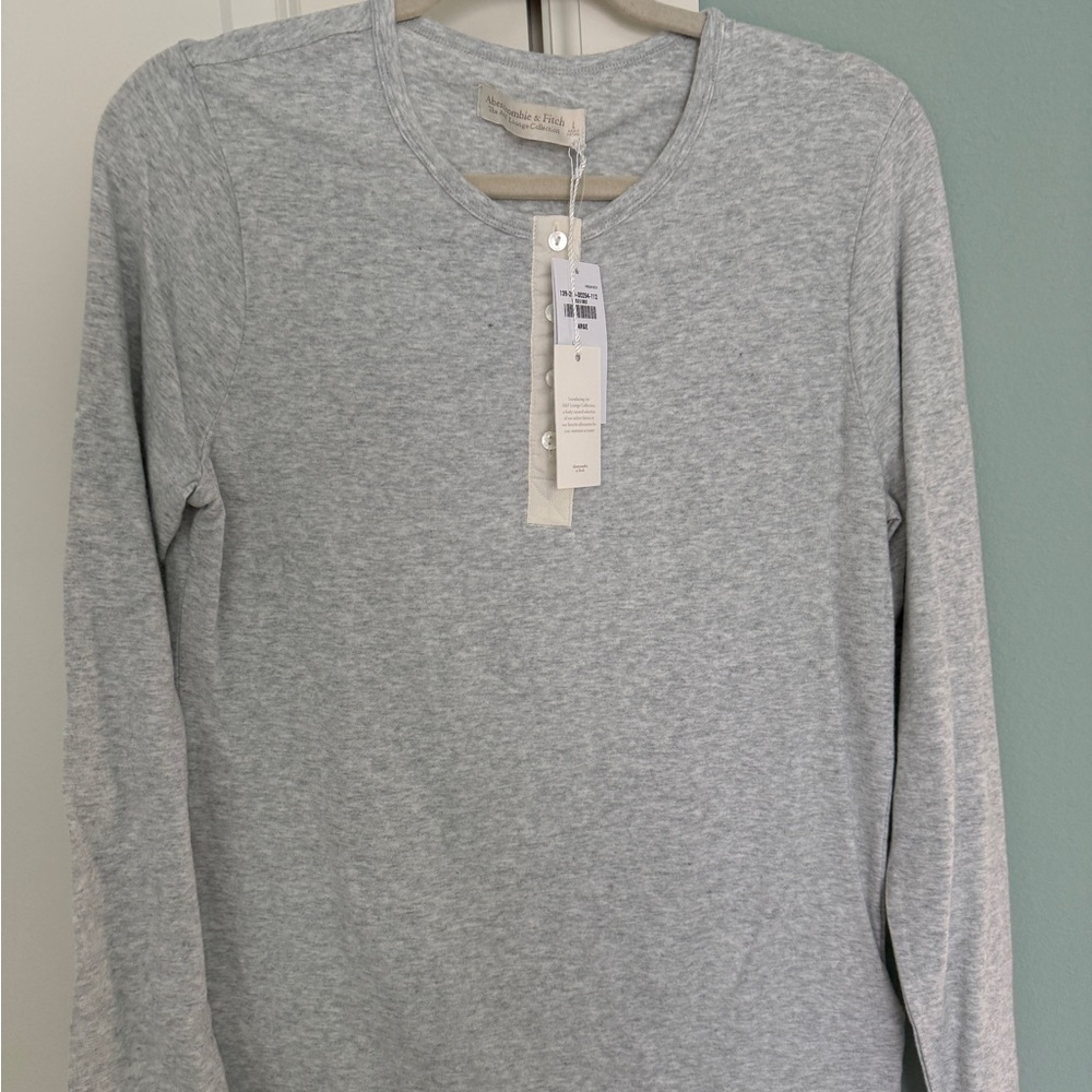 Abercrombie & Fitch Heather Gray Henley
